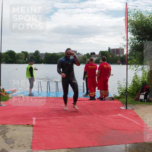16.06.2024 - 7 Türme Triathlon KatJ http://msf.ph/oto/6327262 16.06.2024 09:44:30 Schwimmen 112, 122, 125, 127 meine-sportfotos.de