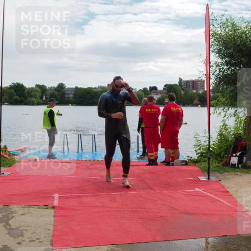 16.06.2024 - 7 Türme Triathlon KatJ http://msf.ph/oto/6327267 16.06.2024 09:44:30 Schwimmen 112, 122, 125, 127 meine-sportfotos.de