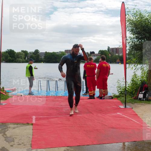16.06.2024 - 7 Türme Triathlon KatJ http://msf.ph/oto/6327272 16.06.2024 09:44:30 Schwimmen 112, 122, 125, 127 meine-sportfotos.de
