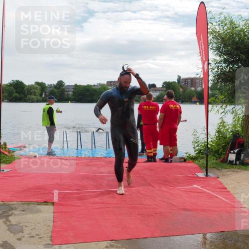 16.06.2024 - 7 Türme Triathlon KatJ http://msf.ph/oto/6327274 16.06.2024 09:44:30 Schwimmen 112, 122, 125, 127 meine-sportfotos.de