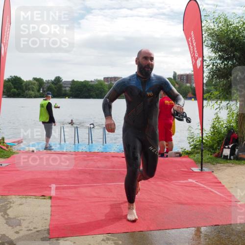 16.06.2024 - 7 Türme Triathlon KatJ http://msf.ph/oto/6327292 16.06.2024 09:44:31 Schwimmen 112, 122, 125, 127 meine-sportfotos.de
