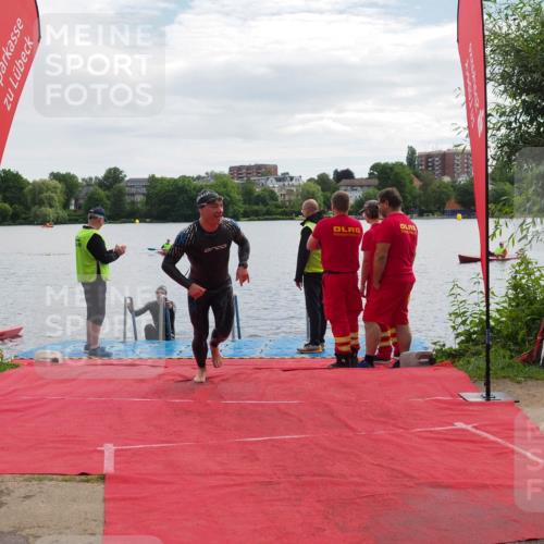16.06.2024 - 7 Türme Triathlon KatJ http://msf.ph/oto/6327342 16.06.2024 09:44:51 Schwimmen 122, 127 meine-sportfotos.de