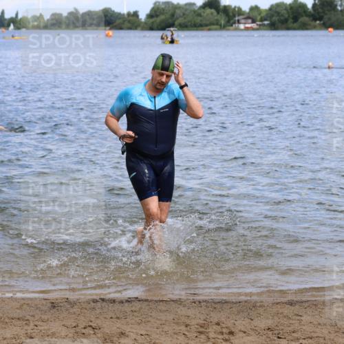 16.06.2024 - 26. Vierlanden-Triathlon Strokosch-Dieckow http://msf.ph/oto/6327343 16.06.2024 10:59:59 Schwimmen 232, 242, 246, 248, 261, 284, 286, 335, 337, 232, 242, 246, 248, 261, 284, 286, 335, 337 meine-sportfotos.de