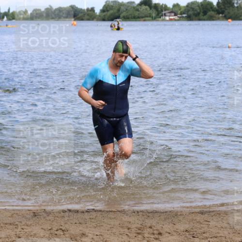 16.06.2024 - 26. Vierlanden-Triathlon Strokosch-Dieckow http://msf.ph/oto/6327361 16.06.2024 10:59:59 Schwimmen 232, 242, 246, 248, 261, 284, 286, 335, 337, 232, 242, 246, 248, 261, 284, 286, 335, 337 meine-sportfotos.de