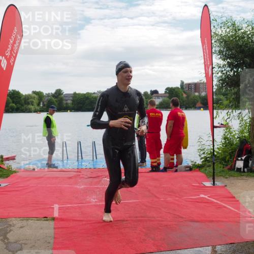 16.06.2024 - 7 Türme Triathlon KatJ http://msf.ph/oto/6327397 16.06.2024 09:44:57 Schwimmen 127 meine-sportfotos.de