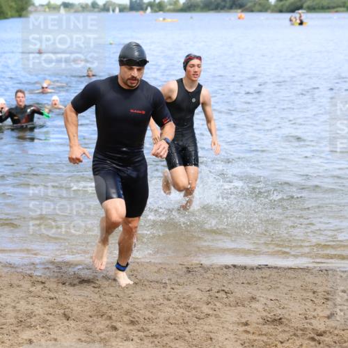 16.06.2024 - 26. Vierlanden-Triathlon Strokosch-Dieckow http://msf.ph/oto/6327437 16.06.2024 11:00:02 Schwimmen 232, 242, 246, 248, 261, 284, 286, 335, 337, 344, 232, 242, 246, 248, 261, 284, 286, 335, 337, 344 meine-sportfotos.de