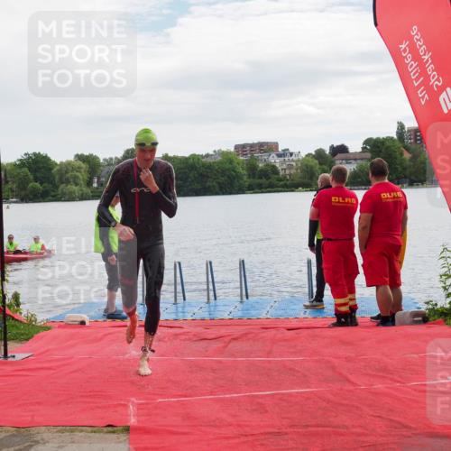 16.06.2024 - 7 Türme Triathlon KatJ http://msf.ph/oto/6327463 16.06.2024 09:46:01 Schwimmen 613 meine-sportfotos.de