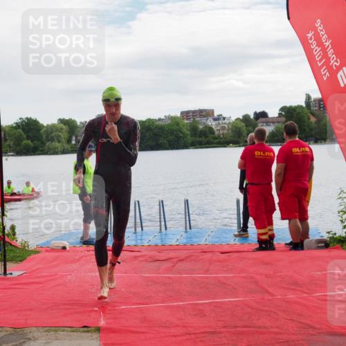 16.06.2024 - 7 Türme Triathlon KatJ http://msf.ph/oto/6327468 16.06.2024 09:46:01 Schwimmen 613 meine-sportfotos.de