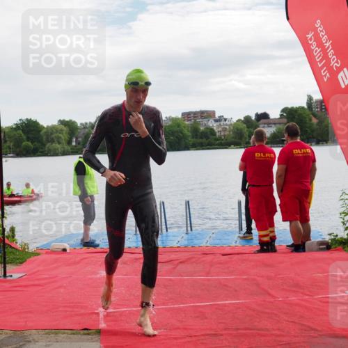 16.06.2024 - 7 Türme Triathlon KatJ http://msf.ph/oto/6327477 16.06.2024 09:46:02 Schwimmen 613 meine-sportfotos.de