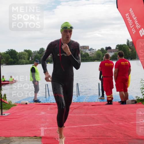 16.06.2024 - 7 Türme Triathlon KatJ http://msf.ph/oto/6327483 16.06.2024 09:46:02 Schwimmen 613 meine-sportfotos.de