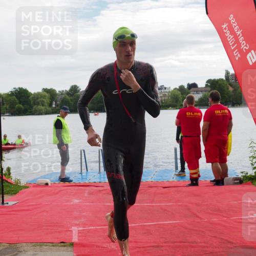 16.06.2024 - 7 Türme Triathlon KatJ http://msf.ph/oto/6327486 16.06.2024 09:46:02 Schwimmen 613 meine-sportfotos.de