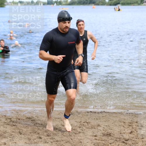 16.06.2024 - 26. Vierlanden-Triathlon Strokosch-Dieckow http://msf.ph/oto/6327487 16.06.2024 11:00:02 Schwimmen 232, 242, 246, 248, 261, 284, 286, 335, 337, 344, 232, 242, 246, 248, 261, 284, 286, 335, 337, 344 meine-sportfotos.de
