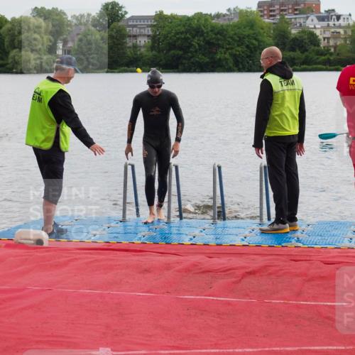 16.06.2024 - 7 Türme Triathlon KatJ http://msf.ph/oto/6327517 16.06.2024 09:49:55 Schwimmen 5, 140, 603 meine-sportfotos.de