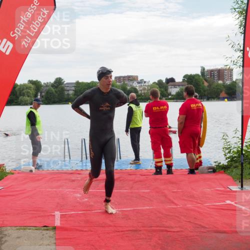 16.06.2024 - 7 Türme Triathlon KatJ http://msf.ph/oto/6327538 16.06.2024 09:49:59 Schwimmen 5, 140, 603 meine-sportfotos.de