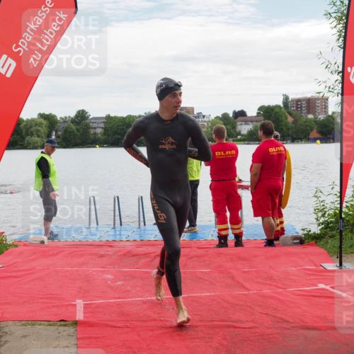 16.06.2024 - 7 Türme Triathlon KatJ http://msf.ph/oto/6327545 16.06.2024 09:49:59 Schwimmen 5, 140, 603 meine-sportfotos.de