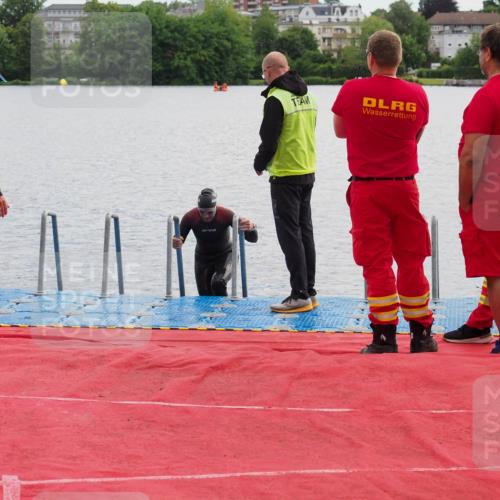 16.06.2024 - 7 Türme Triathlon KatJ http://msf.ph/oto/6327558 16.06.2024 09:50:09 Schwimmen 5, 603 meine-sportfotos.de