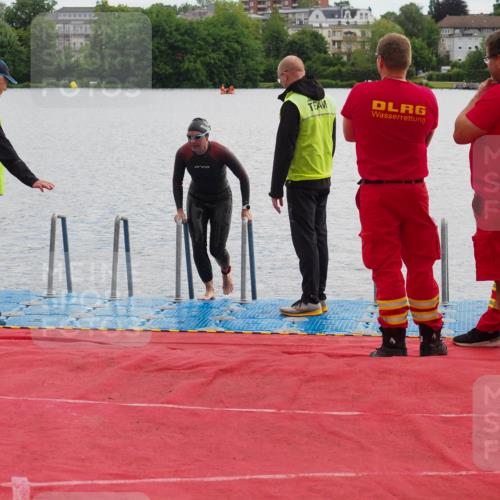 16.06.2024 - 7 Türme Triathlon KatJ http://msf.ph/oto/6327566 16.06.2024 09:50:11 Schwimmen 5, 603 meine-sportfotos.de
