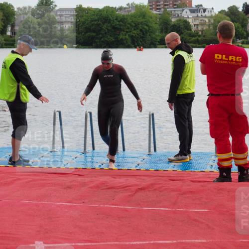 16.06.2024 - 7 Türme Triathlon KatJ http://msf.ph/oto/6327589 16.06.2024 09:50:12 Schwimmen 5, 603 meine-sportfotos.de