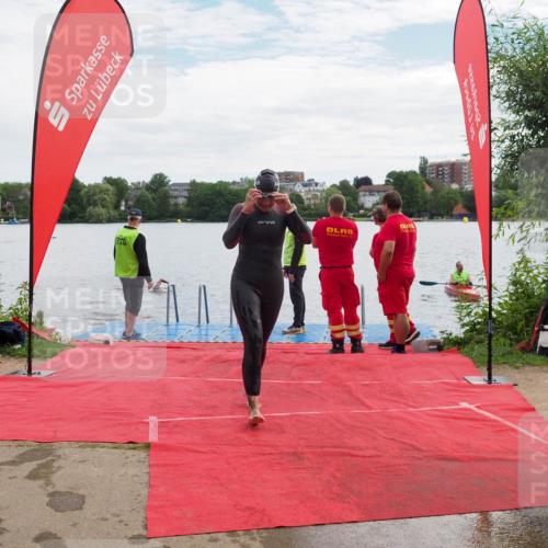16.06.2024 - 7 Türme Triathlon KatJ http://msf.ph/oto/6327615 16.06.2024 09:50:17 Schwimmen 5, 603 meine-sportfotos.de