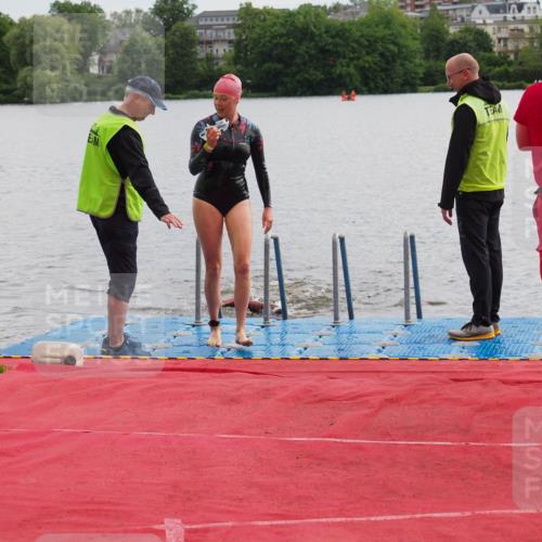 16.06.2024 - 7 Türme Triathlon KatJ http://msf.ph/oto/6327676 16.06.2024 09:50:28 Schwimmen 5, 603 meine-sportfotos.de