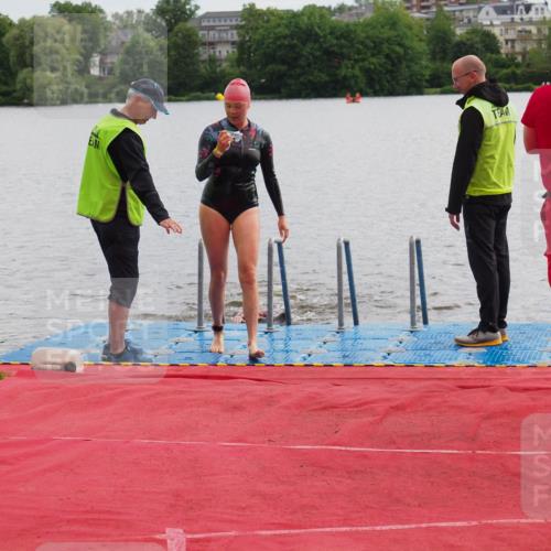 16.06.2024 - 7 Türme Triathlon KatJ http://msf.ph/oto/6327681 16.06.2024 09:50:28 Schwimmen 5, 603 meine-sportfotos.de