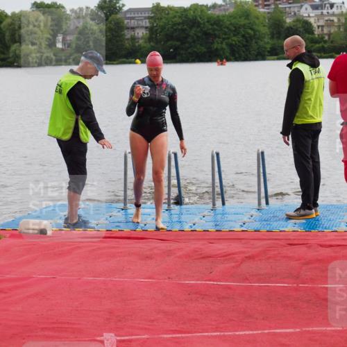 16.06.2024 - 7 Türme Triathlon KatJ http://msf.ph/oto/6327683 16.06.2024 09:50:28 Schwimmen 5, 603 meine-sportfotos.de