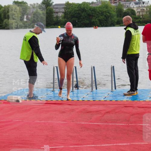 16.06.2024 - 7 Türme Triathlon KatJ http://msf.ph/oto/6327686 16.06.2024 09:50:28 Schwimmen 5, 603 meine-sportfotos.de
