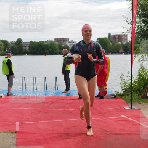 16.06.2024 - 7 Türme Triathlon KatJ http://msf.ph/oto/6327747 16.06.2024 09:50:33 Schwimmen 5, 603 meine-sportfotos.de