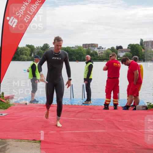 16.06.2024 - 7 Türme Triathlon KatJ http://msf.ph/oto/6327944 16.06.2024 09:51:15 Schwimmen 113 meine-sportfotos.de
