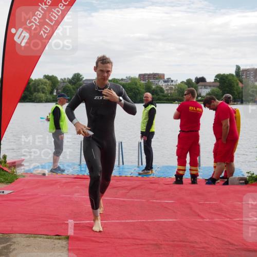 16.06.2024 - 7 Türme Triathlon KatJ http://msf.ph/oto/6327956 16.06.2024 09:51:15 Schwimmen 113 meine-sportfotos.de