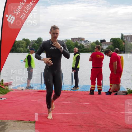 16.06.2024 - 7 Türme Triathlon KatJ http://msf.ph/oto/6327959 16.06.2024 09:51:15 Schwimmen 113 meine-sportfotos.de