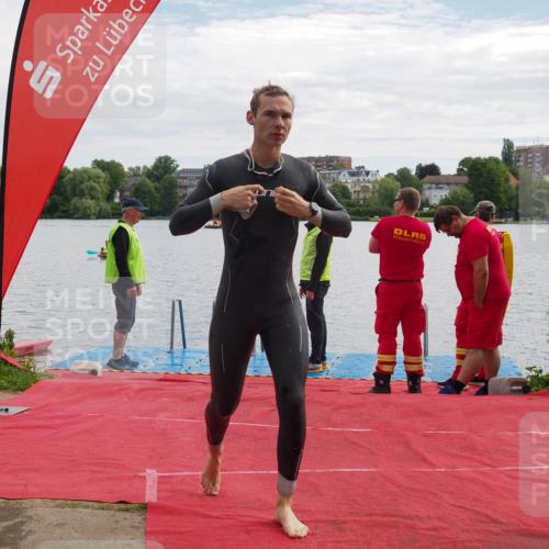 16.06.2024 - 7 Türme Triathlon KatJ http://msf.ph/oto/6327968 16.06.2024 09:51:15 Schwimmen 113 meine-sportfotos.de