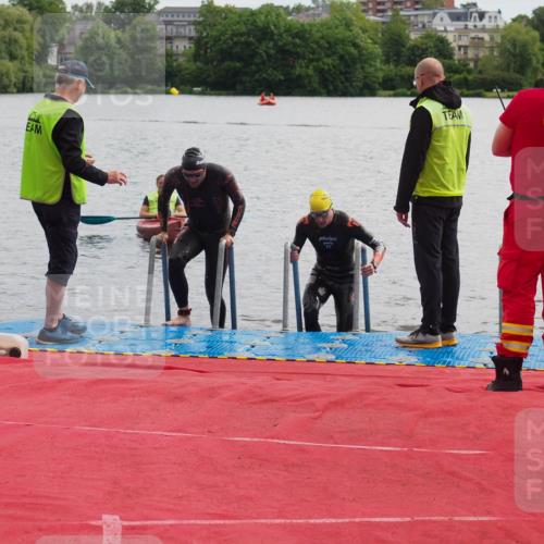 16.06.2024 - 7 Türme Triathlon KatJ http://msf.ph/oto/6328001 16.06.2024 09:52:07 Schwimmen 143, 604 meine-sportfotos.de