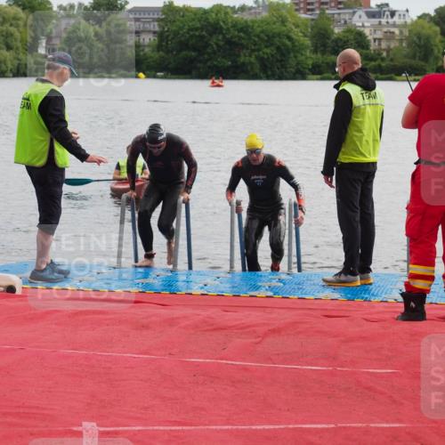 16.06.2024 - 7 Türme Triathlon KatJ http://msf.ph/oto/6328008 16.06.2024 09:52:07 Schwimmen 143, 604 meine-sportfotos.de
