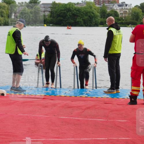 16.06.2024 - 7 Türme Triathlon KatJ http://msf.ph/oto/6328011 16.06.2024 09:52:08 Schwimmen 143, 604 meine-sportfotos.de