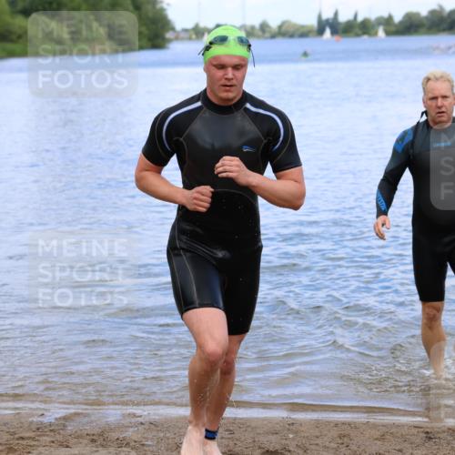 16.06.2024 - 26. Vierlanden-Triathlon Strokosch-Dieckow http://msf.ph/oto/6328130 16.06.2024 11:01:42 Schwimmen 307, 307 meine-sportfotos.de