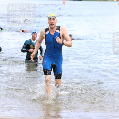 16.06.2024 - 26. Vierlanden-Triathlon Strokosch-Dieckow http://msf.ph/oto/6328239 16.06.2024 11:04:26 Schwimmen 358, 406, 411, 446, 358, 406, 411, 446 meine-sportfotos.de