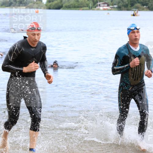 16.06.2024 - 26. Vierlanden-Triathlon Strokosch-Dieckow http://msf.ph/oto/6328350 16.06.2024 11:04:31 Schwimmen 358, 411, 446, 358, 411, 446 meine-sportfotos.de