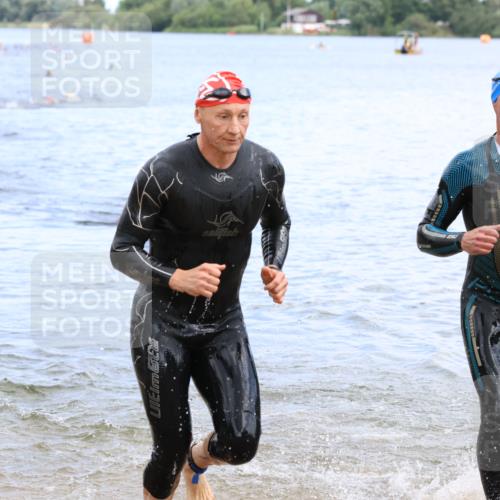 16.06.2024 - 26. Vierlanden-Triathlon Strokosch-Dieckow http://msf.ph/oto/6328391 16.06.2024 11:04:32 Schwimmen 358, 411, 446, 358, 411, 446 meine-sportfotos.de