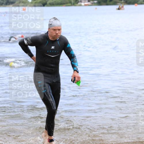 16.06.2024 - 26. Vierlanden-Triathlon Strokosch-Dieckow http://msf.ph/oto/6328521 16.06.2024 11:04:52 Schwimmen 425, 431, 447, 425, 431, 447 meine-sportfotos.de