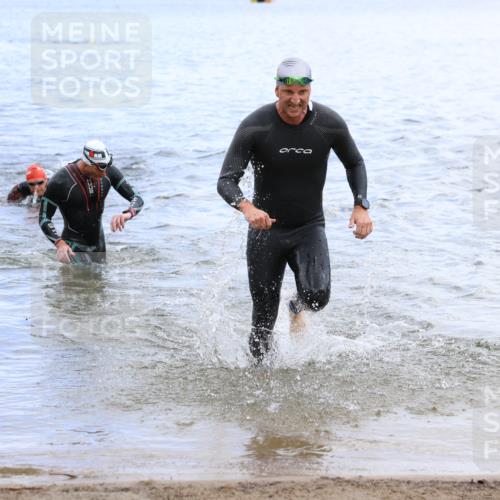 16.06.2024 - 26. Vierlanden-Triathlon Strokosch-Dieckow http://msf.ph/oto/6328688 16.06.2024 11:05:15 Schwimmen 383, 435, 436, 448, 383, 435, 436, 448 meine-sportfotos.de