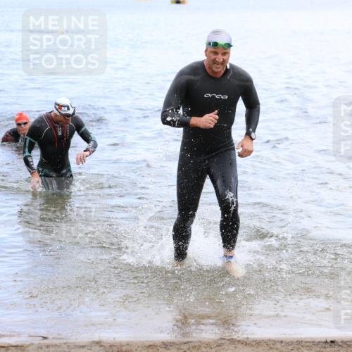 16.06.2024 - 26. Vierlanden-Triathlon Strokosch-Dieckow http://msf.ph/oto/6328697 16.06.2024 11:05:15 Schwimmen 383, 435, 436, 448, 383, 435, 436, 448 meine-sportfotos.de