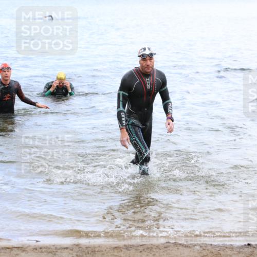 16.06.2024 - 26. Vierlanden-Triathlon Strokosch-Dieckow http://msf.ph/oto/6328759 16.06.2024 11:05:18 Schwimmen 361, 383, 415, 435, 439, 448, 361, 383, 415, 435, 439, 448 meine-sportfotos.de
