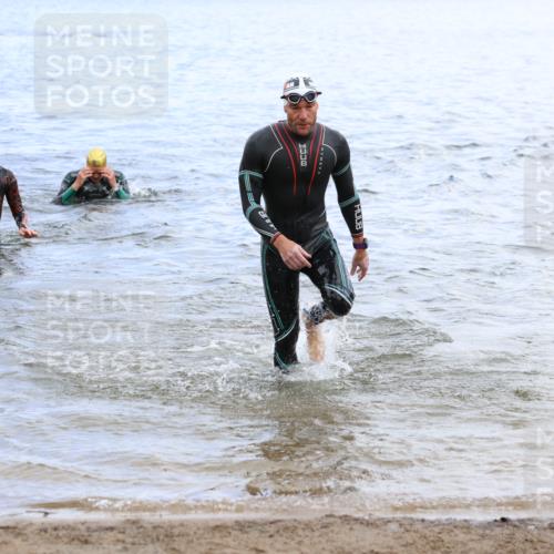 16.06.2024 - 26. Vierlanden-Triathlon Strokosch-Dieckow http://msf.ph/oto/6328779 16.06.2024 11:05:18 Schwimmen 361, 383, 415, 435, 439, 448, 361, 383, 415, 435, 439, 448 meine-sportfotos.de