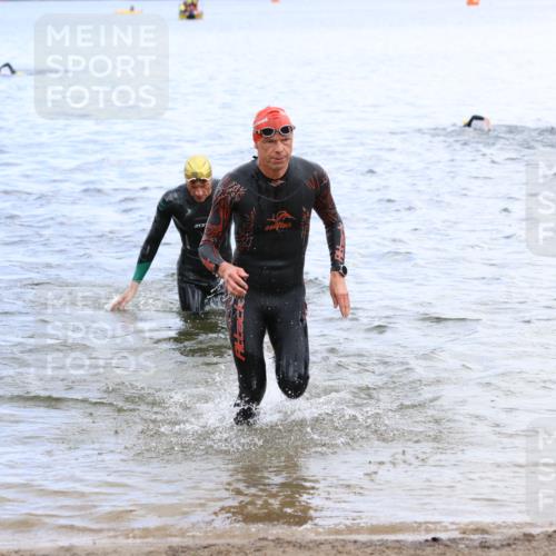 16.06.2024 - 26. Vierlanden-Triathlon Strokosch-Dieckow http://msf.ph/oto/6328835 16.06.2024 11:05:24 Schwimmen 361, 369, 383, 402, 415, 435, 439, 448, 463, 361, 369, 383, 402, 415, 435, 439, 448, 463 meine-sportfotos.de