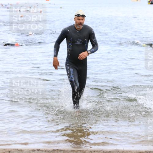 16.06.2024 - 26. Vierlanden-Triathlon Strokosch-Dieckow http://msf.ph/oto/6329198 16.06.2024 11:06:04 Schwimmen 373, 390, 392, 455, 373, 390, 392, 455 meine-sportfotos.de