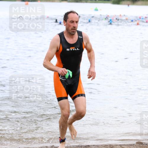 16.06.2024 - 26. Vierlanden-Triathlon Strokosch-Dieckow http://msf.ph/oto/6329248 16.06.2024 11:06:06 Schwimmen 373, 390, 392, 455, 373, 390, 392, 455 meine-sportfotos.de