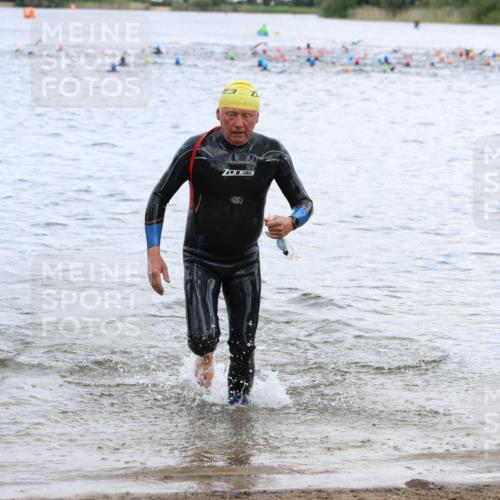 16.06.2024 - 26. Vierlanden-Triathlon Strokosch-Dieckow http://msf.ph/oto/6329341 16.06.2024 11:06:23 Schwimmen 413, 426, 469, 413, 426, 469 meine-sportfotos.de
