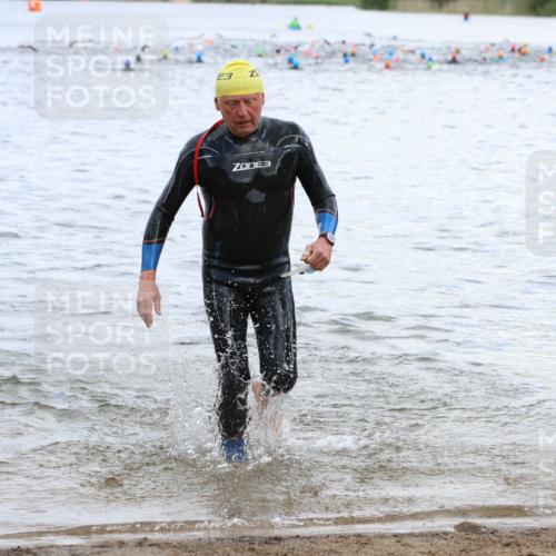 16.06.2024 - 26. Vierlanden-Triathlon Strokosch-Dieckow http://msf.ph/oto/6329371 16.06.2024 11:06:23 Schwimmen 413, 426, 469, 413, 426, 469 meine-sportfotos.de