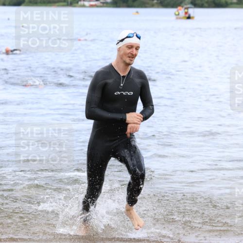 16.06.2024 - 26. Vierlanden-Triathlon Strokosch-Dieckow http://msf.ph/oto/6329459 16.06.2024 11:06:31 Schwimmen 413, 426, 469, 413, 426, 469 meine-sportfotos.de